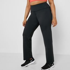 NWT Nike Dri-fit training midrise pants